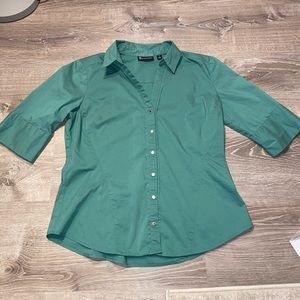 Green NY&C button down 💚